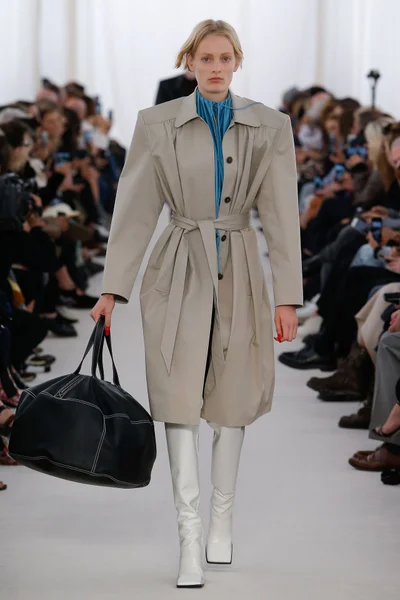 Look 1